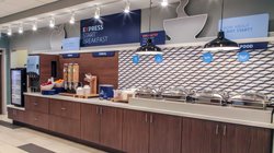  - Holiday Inn Express & Suites Springfield