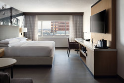  - Marriott Hotel Rivercenter Covington - I-71 & I-75, Exit 192