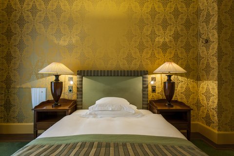 GRAND HOTEL LES TROIS ROIS - Photo 24