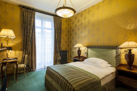 GRAND HOTEL LES TROIS ROIS - Photo 30