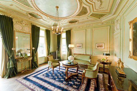 GRAND HOTEL LES TROIS ROIS - Photo 32