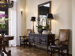  - Plaza La Reina Hotel UCLA Los Angeles