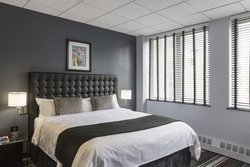  - Broadway Plaza Hotel New York