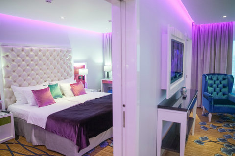 Club Suite