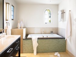  - North Block Hotel Yountville