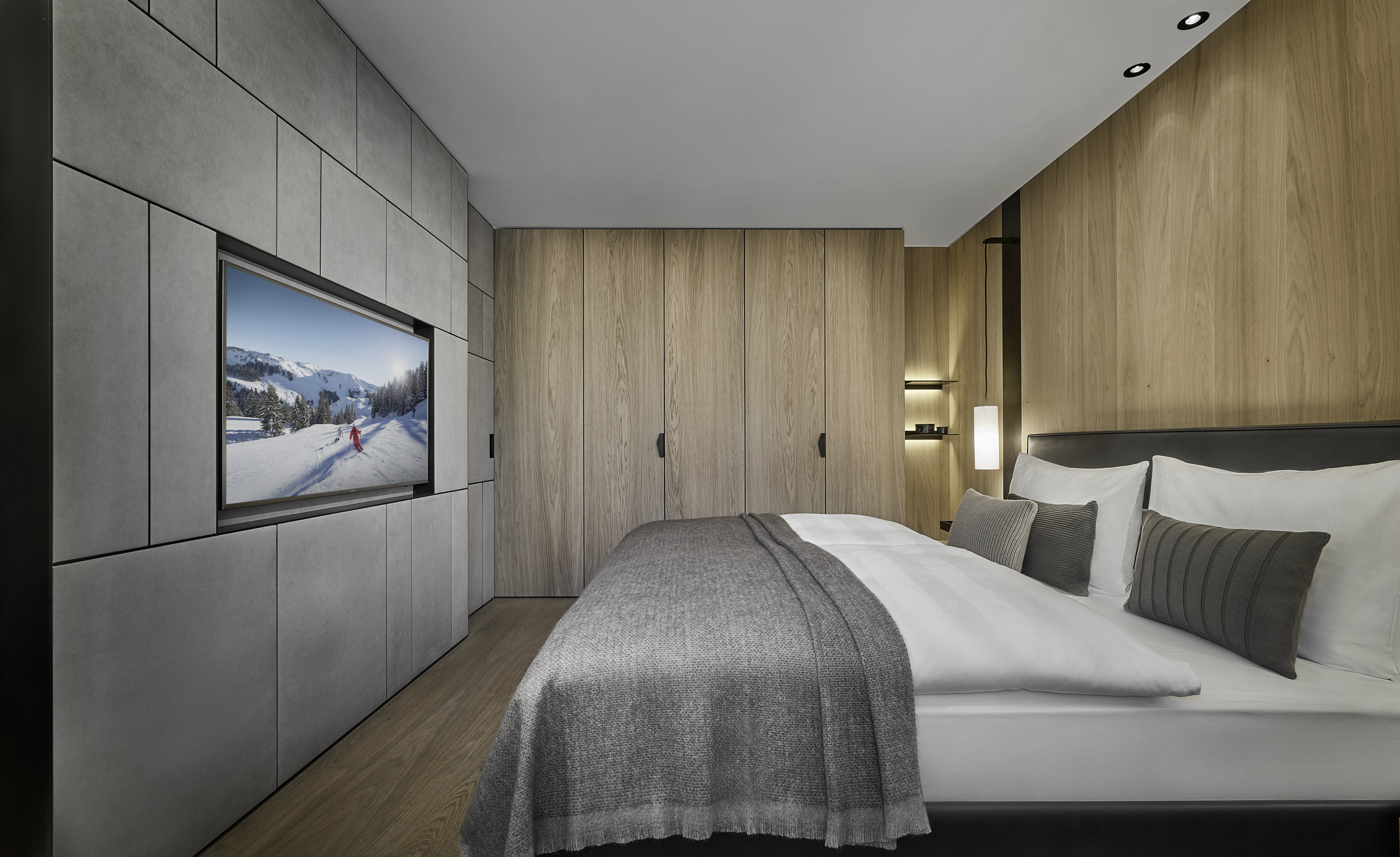 Hotel Weisses Roessl-guestroom-Deluxe Suite Sonnberg.jpg