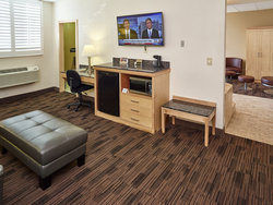  - LivInn Hotel Maplewood - I-94, Exit 247