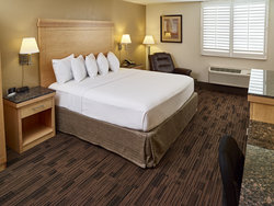  - LivInn Hotel Maplewood - I-94, Exit 247