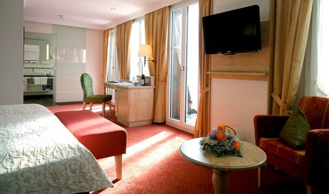 ROMANTIK HOTEL SCHWEIZERHOF - Photo 17