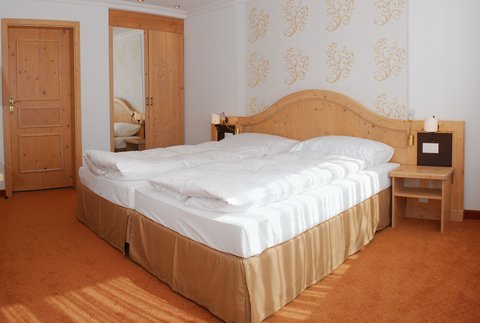 ROMANTIK HOTEL SCHWEIZERHOF - Photo 22