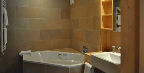 ROMANTIK HOTEL SCHWEIZERHOF - Photo 32