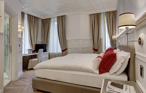 GRAND HOTEL DES ALPES - Photo 26
