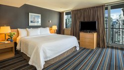  - Blue Horizon Hotel Vancouver