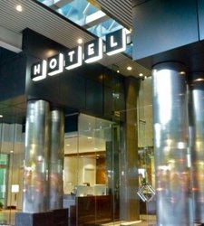  - Blue Horizon Hotel Vancouver