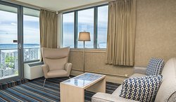  - Blue Horizon Hotel Vancouver