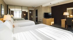  - Blue Horizon Hotel Vancouver