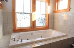  - Harbourview Inn Smiths Cove