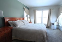  - Harbourview Inn Smiths Cove