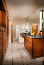  - Staypineapple Watertown Hotel Seattle - I-5, Exit 169