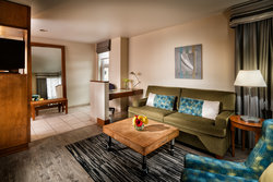  - Staypineapple Watertown Hotel Seattle - I-5, Exit 169