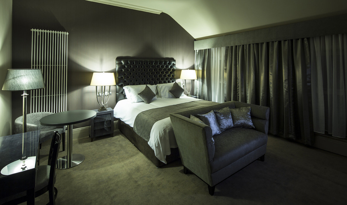 Enniskillen Hotel-guestroom-Bronte Suite.jpg
