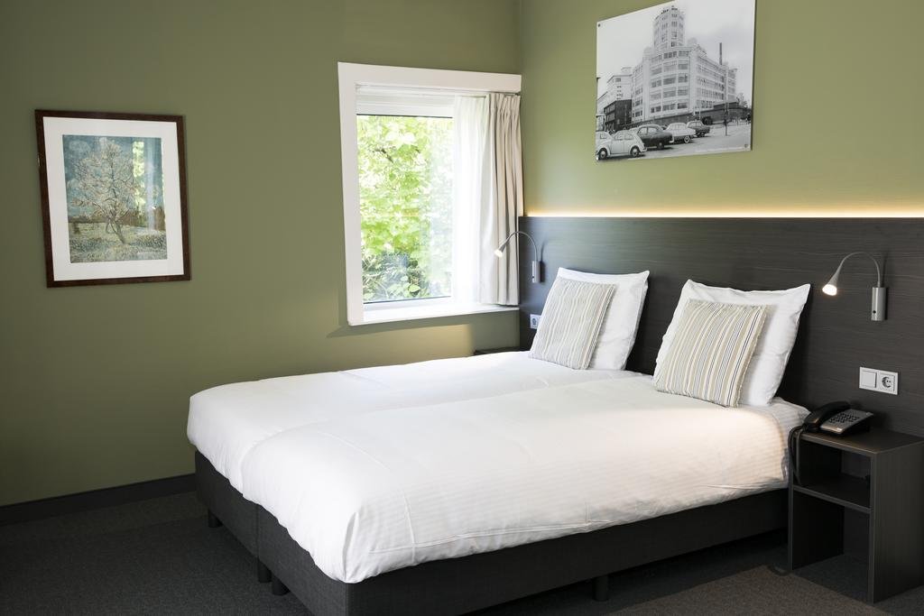 Parkzicht Eindhoven-guestroom-Guest Room.jpg
