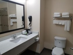  - Scottish Inns & Suites Bay City