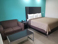  - Scottish Inns & Suites Bay City