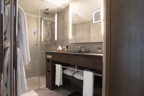 CRANS AMBASSADOR - Photo 40