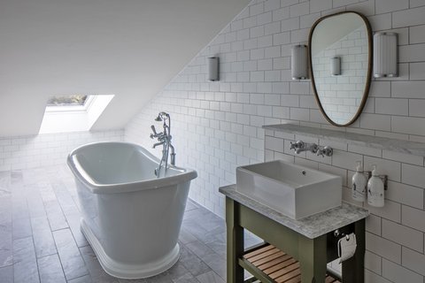 Another Place Bathroom Luke Hayes