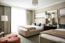  - Delamar Hotel West Hartford - I-84, Exit 43