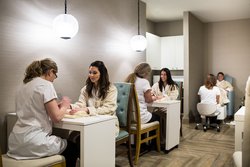  - Delamar Hotel West Hartford - I-84, Exit 43