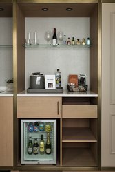  - Delamar Hotel West Hartford - I-84, Exit 43