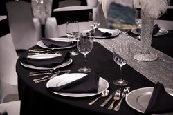  - Holiday Inn & Suites Farmington Hills