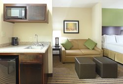  - Holiday Inn Express & Suites Maumelle - I-40, Exit 142