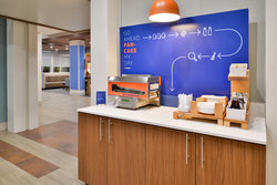  - Holiday Inn Express Early