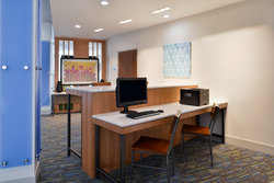  - Holiday Inn Express Early