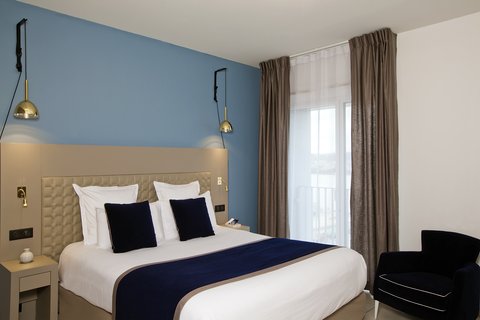 Studio - Double bed