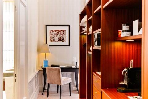 HOTEL DES TROIS COURONNES - Photo 51