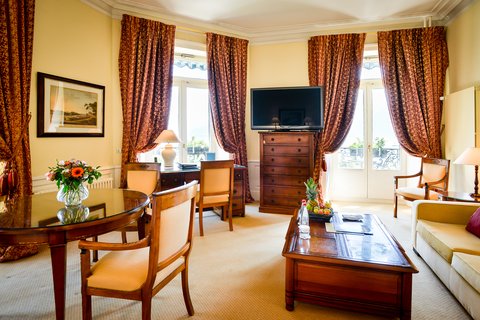 HOTEL DES TROIS COURONNES - Photo 48