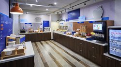  - Holiday Inn Express & Suites Brantford