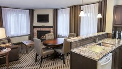  - Holiday Inn Express & Suites Mont Tremblant