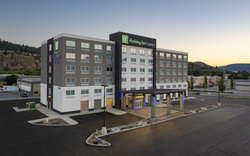  - Holiday Inn Express & Suites East Kelowna