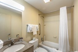  - Red Carpet Inn Stamford - I-95, Exit 9