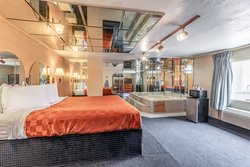  - Red Carpet Inn Stamford - I-95, Exit 9