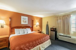  - Red Carpet Inn Stamford - I-95, Exit 9