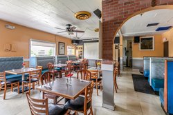  - Red Carpet Inn Stamford - I-95, Exit 9