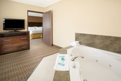  - Holiday Inn Express & Suites Pauls Valley