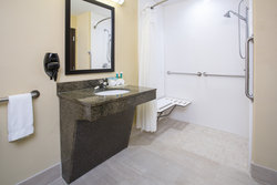  - Holiday Inn Express & Suites Pauls Valley