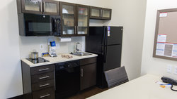  - Candlewood Suites Overland Park